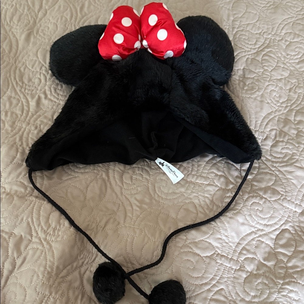 Exclusive Disney Park Black Furry Minnie Mouse Bow Hat